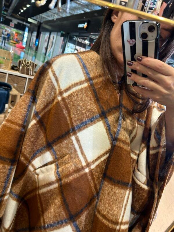 Peperosa Capa Escocesa