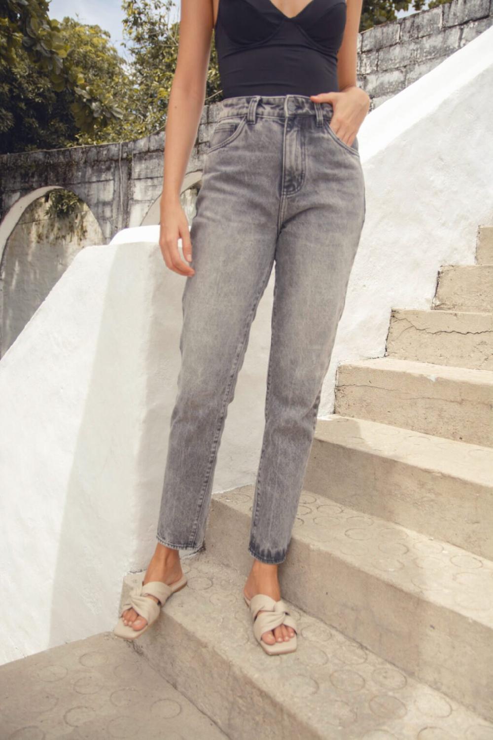 pepita pérez Mom jean Brenda