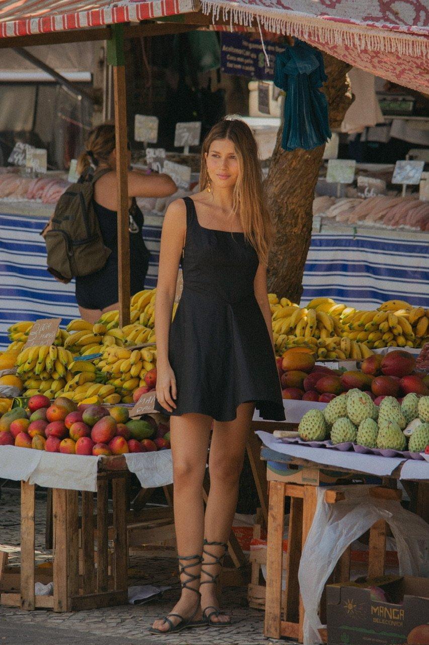 Pepita Pérez Vestido Azabache