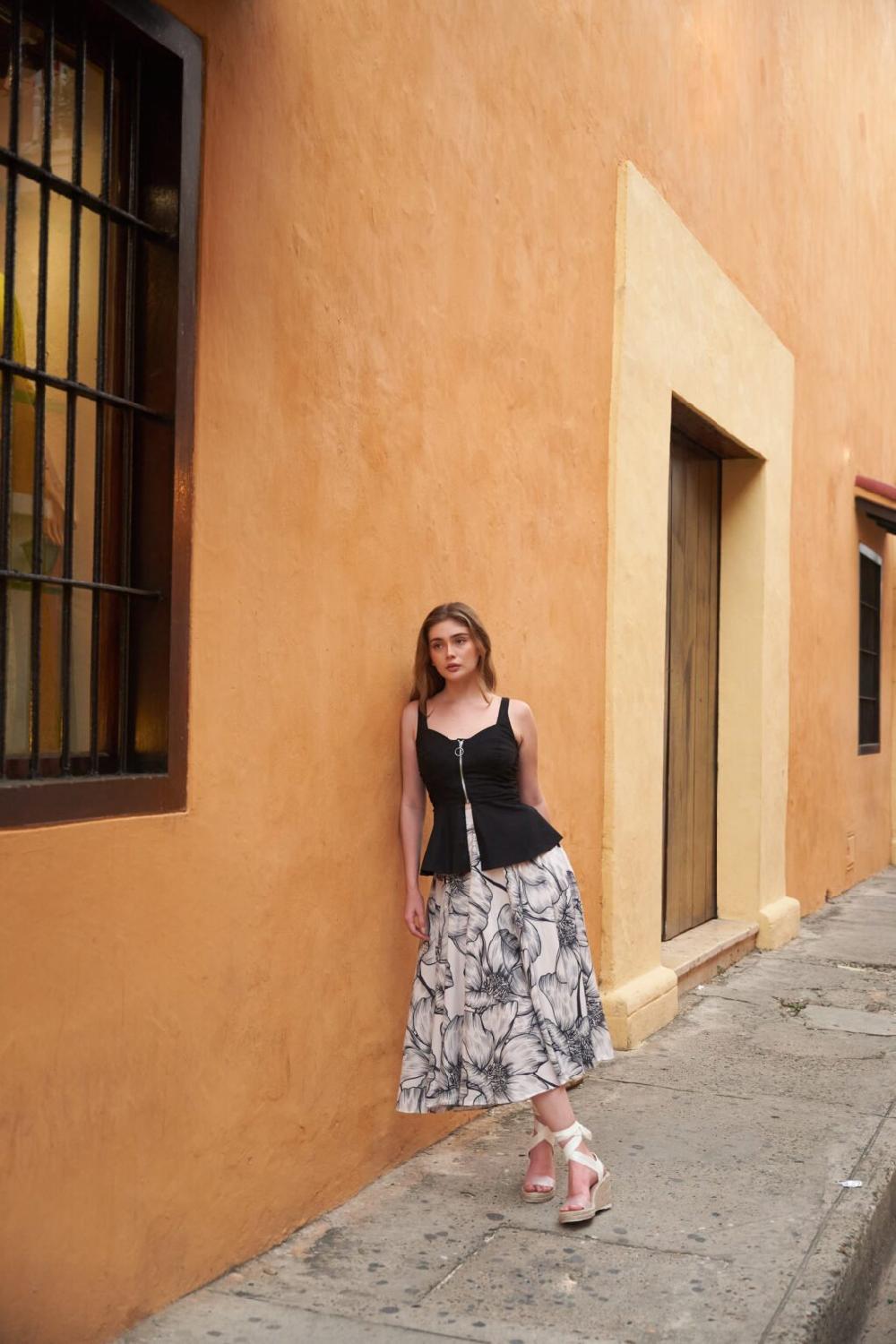 Pepita Pérez Top Aguamanil (varios Colores Disponibles)