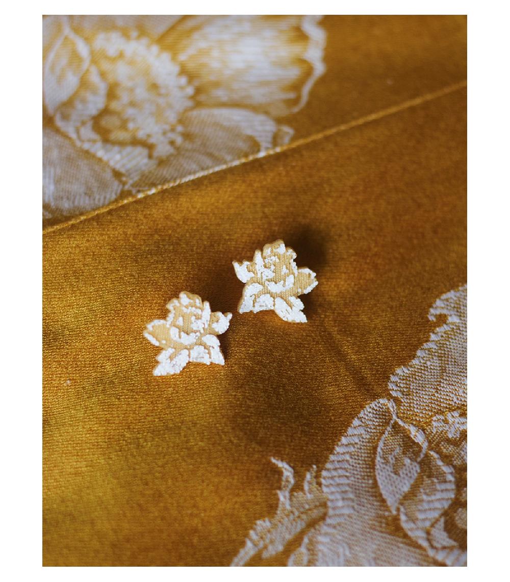 Perpetummobile Pendientes De Flor Regina Por MRLASPIUR