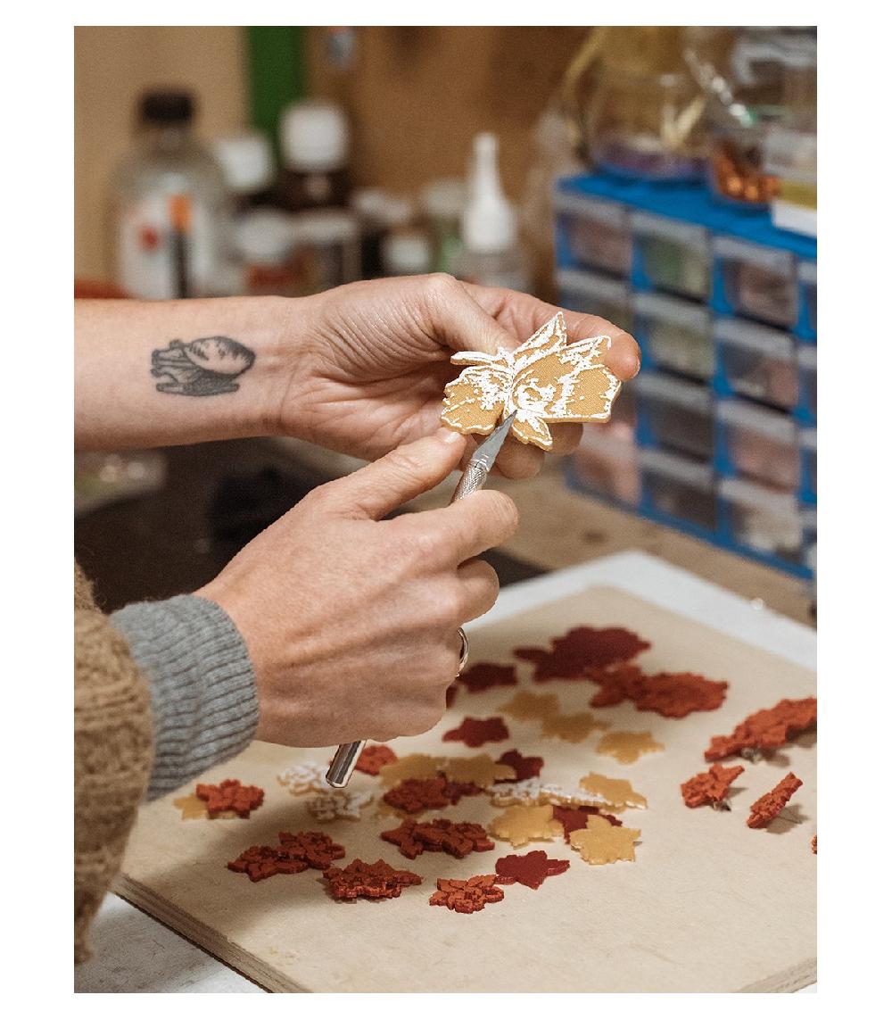 Perpetummobile Broche De Flor Regina Por MRLASPIUR