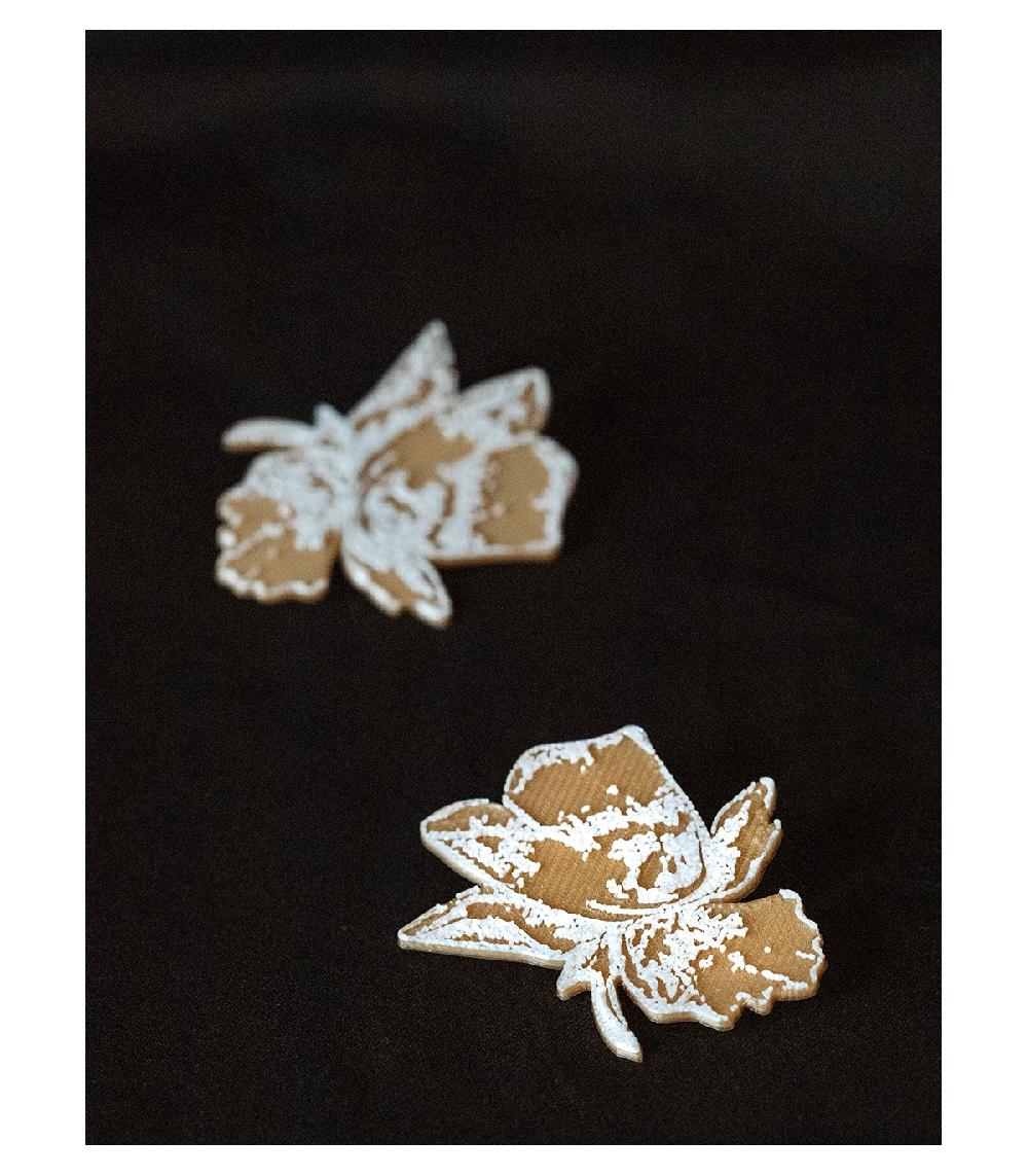 perpetummobile Broche de flor Regina por MRLASPIUR