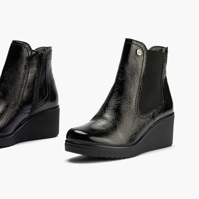 Pitillos Botín Chelsea En Charol Para Mujer Color Negro