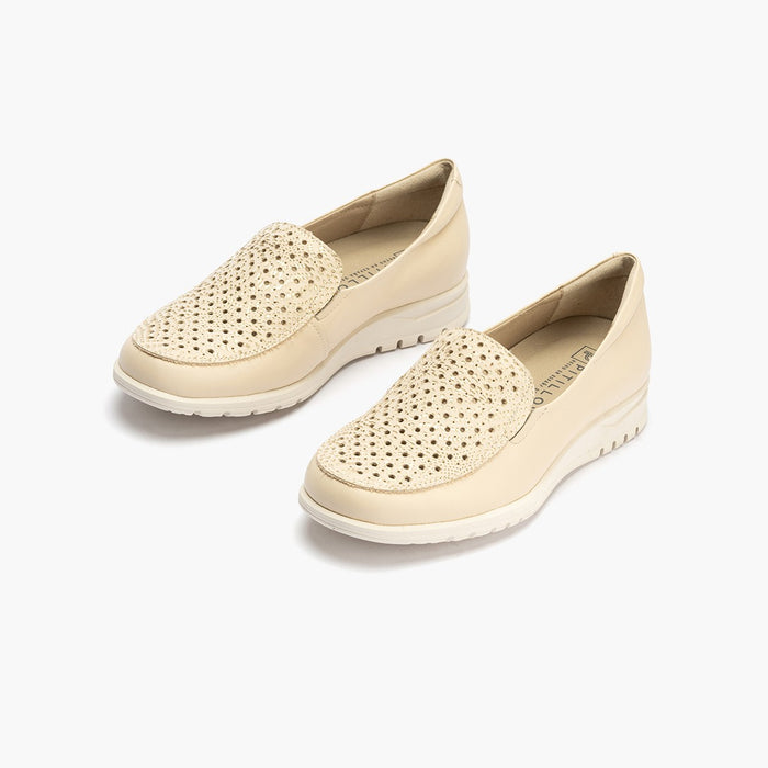 pitillos Manoletina de mujer combinada piel con grabado y suela de goma CREMA