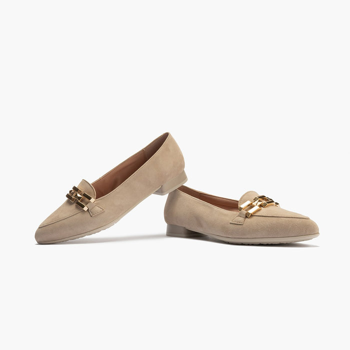 pitillos Mocasines de mujer en ante con adorno cadena metálica BLANCO