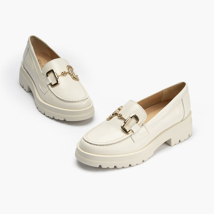 Pitillos Mocasines De Mujer En Piel Charol Con Adorno De Estribo Y Tacón Bloque BLANCO