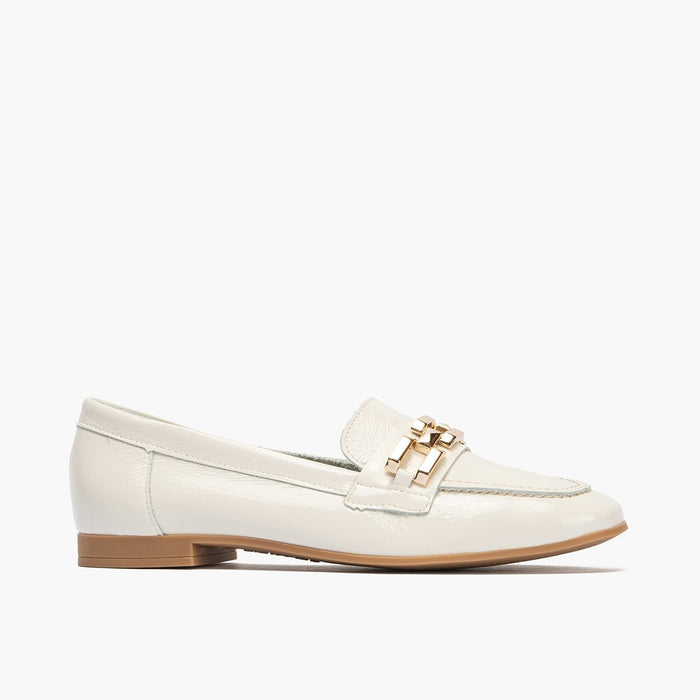 Pitillos Mocasines De Mujer En Piel Charol Con Adorno Y Tacón Bajo BLANCO