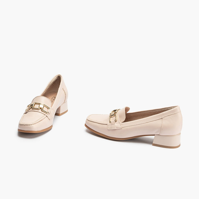 Pitillos Mocasines De Mujer En Piel Y Adorno Cadena Metálica Y Tacón ROSA
