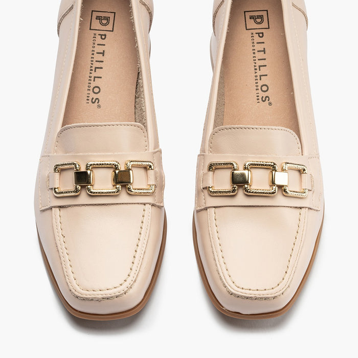 pitillos Mocasines de mujer en piel y adorno cadena metálica y tacón ROSA