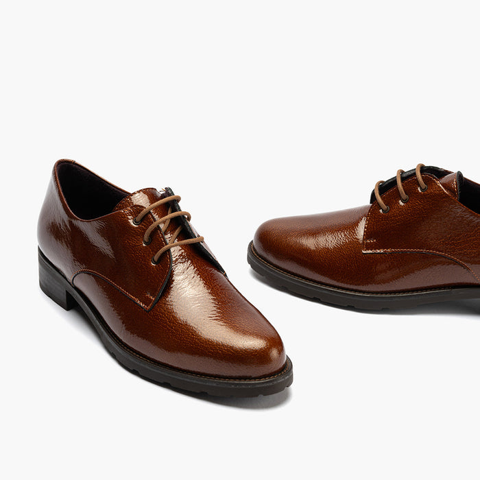 Pitillos Blucher En Charol Para Mujer Color Cuero