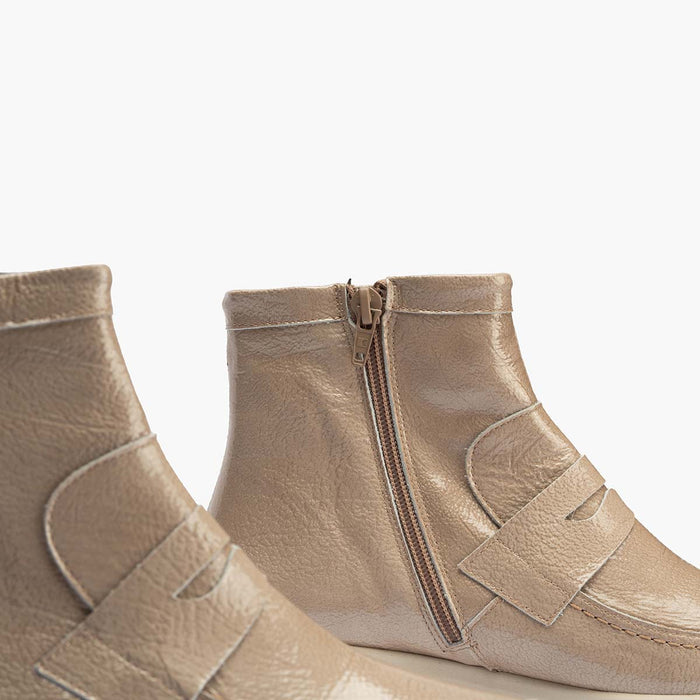 Pitillos Botín Charol Para Mujer Color Piedra