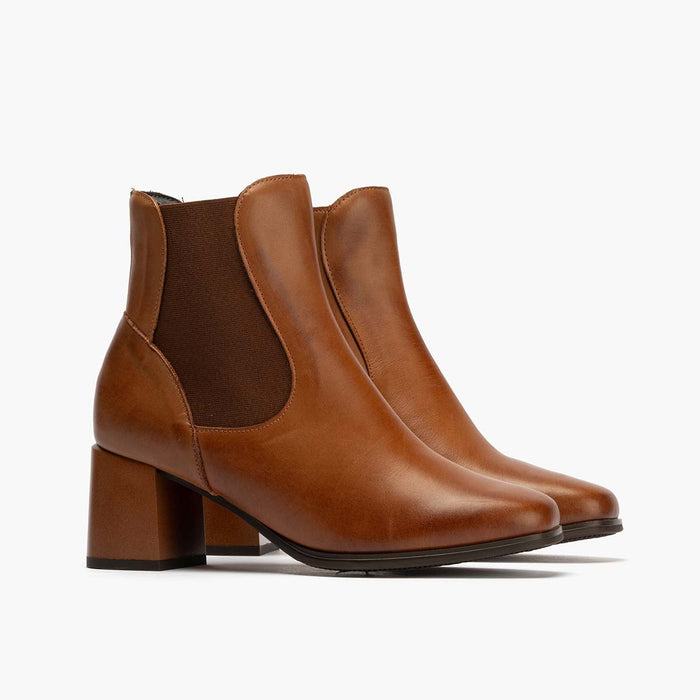 pitillos Botín Chelsea de mujer color cuero