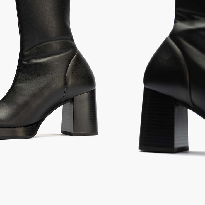 Pitillos Botín Napa Strech De Mujer Color Negro