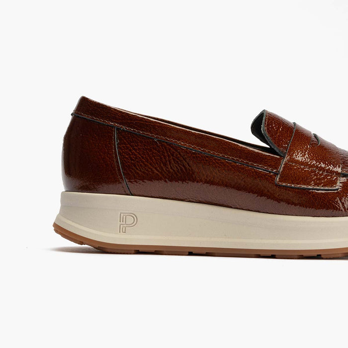 Pitillos Mocasín Charol Para Mujer Color Cuero