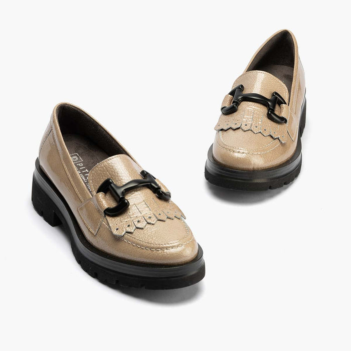 Pitillos Mocasín En Charol Mujer Color Piedra