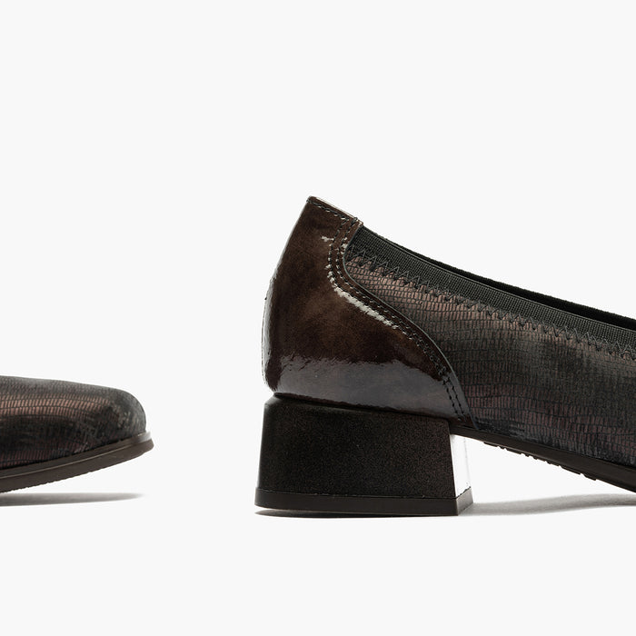 Pitillos Zapato De Salón Pico Con Elásticos Para Mujer Color Marrón