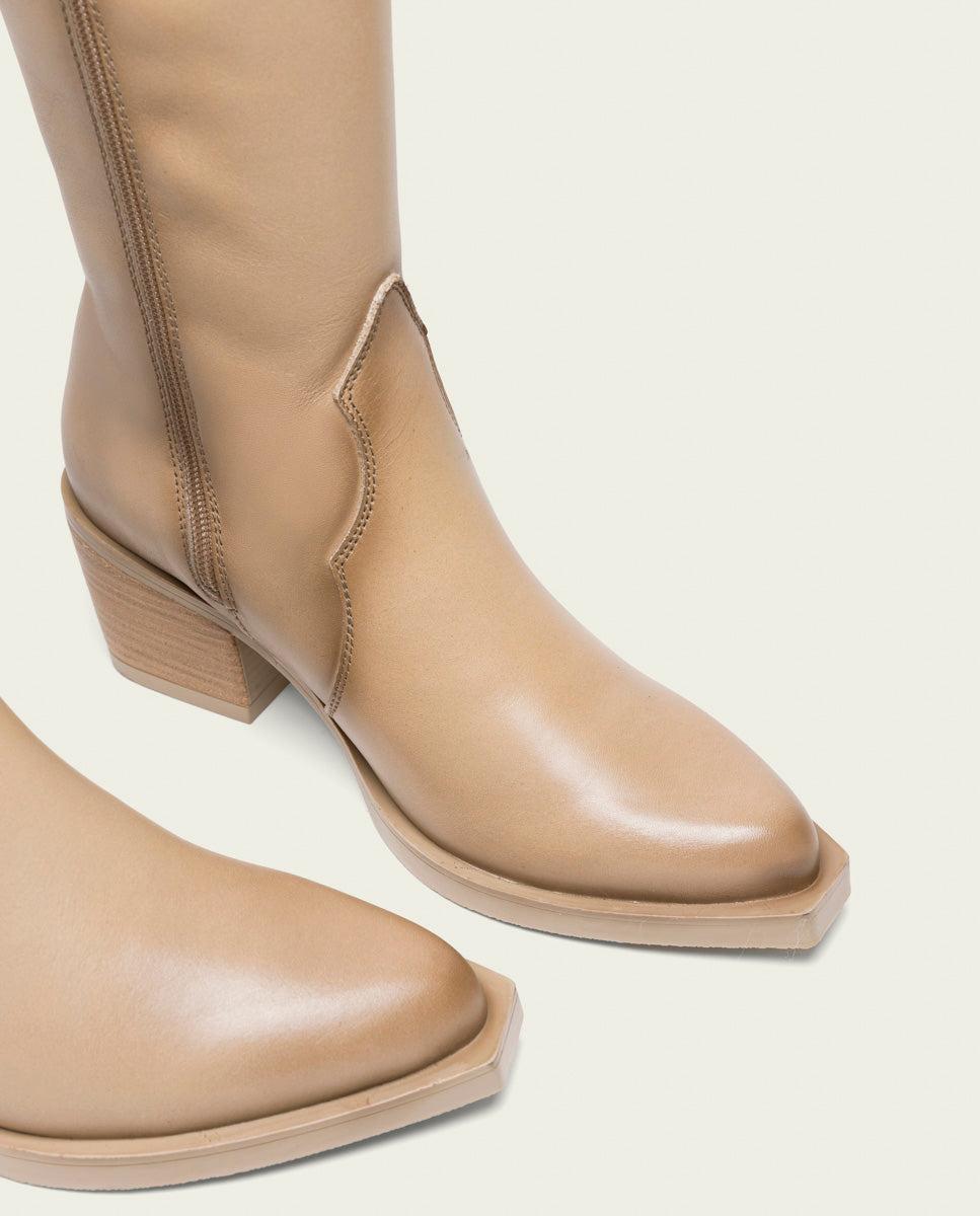 Porronet BOTAS COWBOY DE PIEL CAMEL CON CREMALLERA HELGA