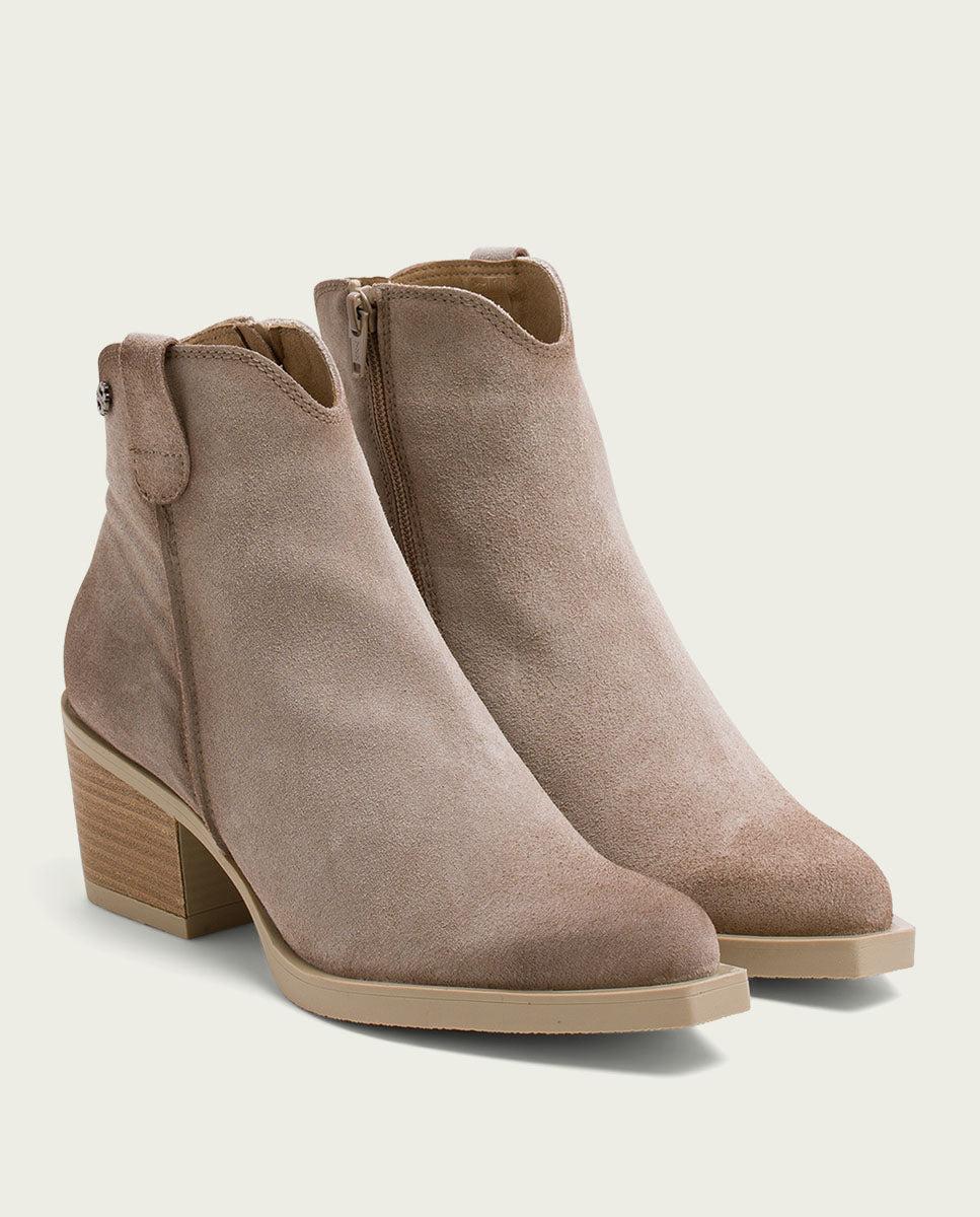 Porronet BOTINES COWBOY DE PIEL ARENA CON CREMALLERA HEBE