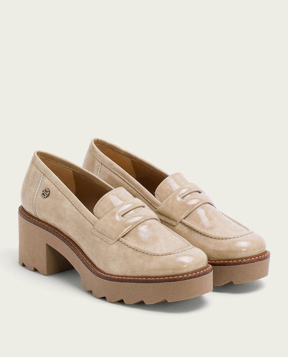 Porronet MOCASINES DE PIEL CHAROL CON TACÓN TAUPE MADDY