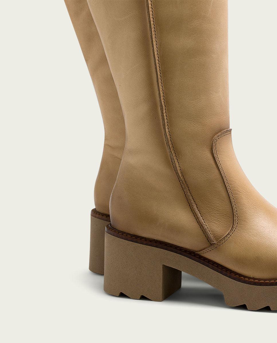 Porronet BOTAS DE PIEL CON CREMALLERA CAMEL MAYRA