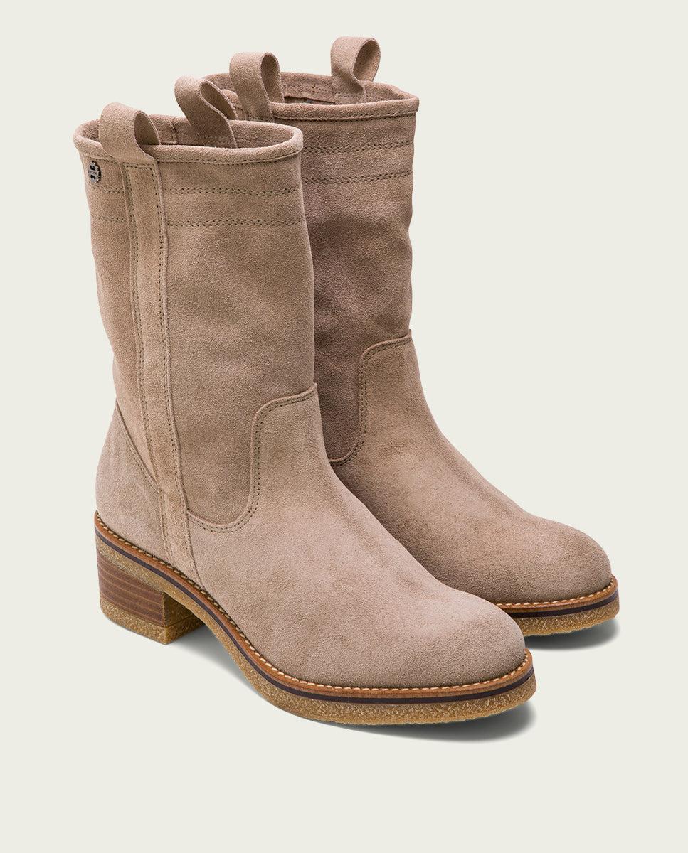 Porronet BOTAS PLANAS ARENA CON TIRADORES PAULA