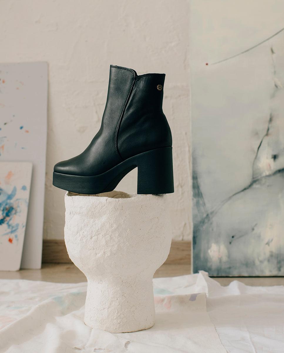 porronet BOTINES DE TACÓN NEGRO CON CREMALLERA LIA