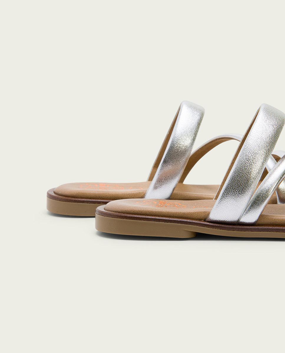 Porronet SANDALIA PLANA PIEL PLATA CAROL