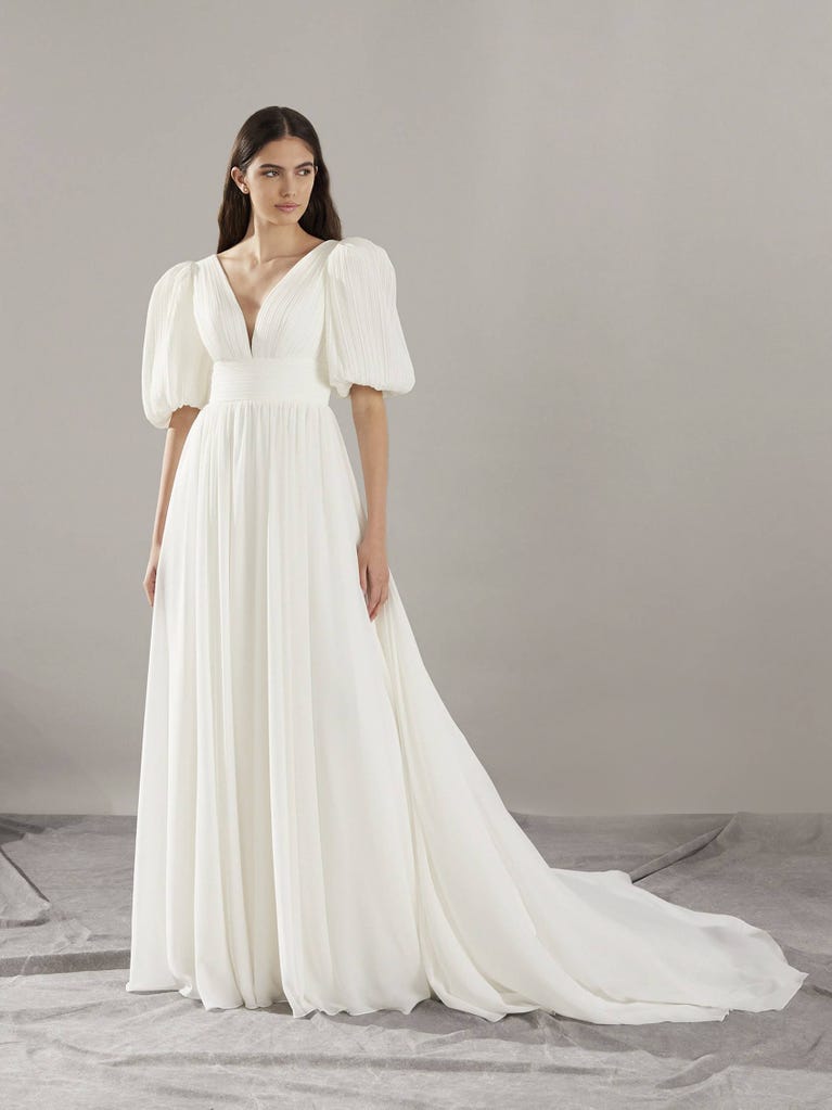 Pronovias ABLE | Vestido De Novia Corte en a Con Escote De Pico | Pronovias