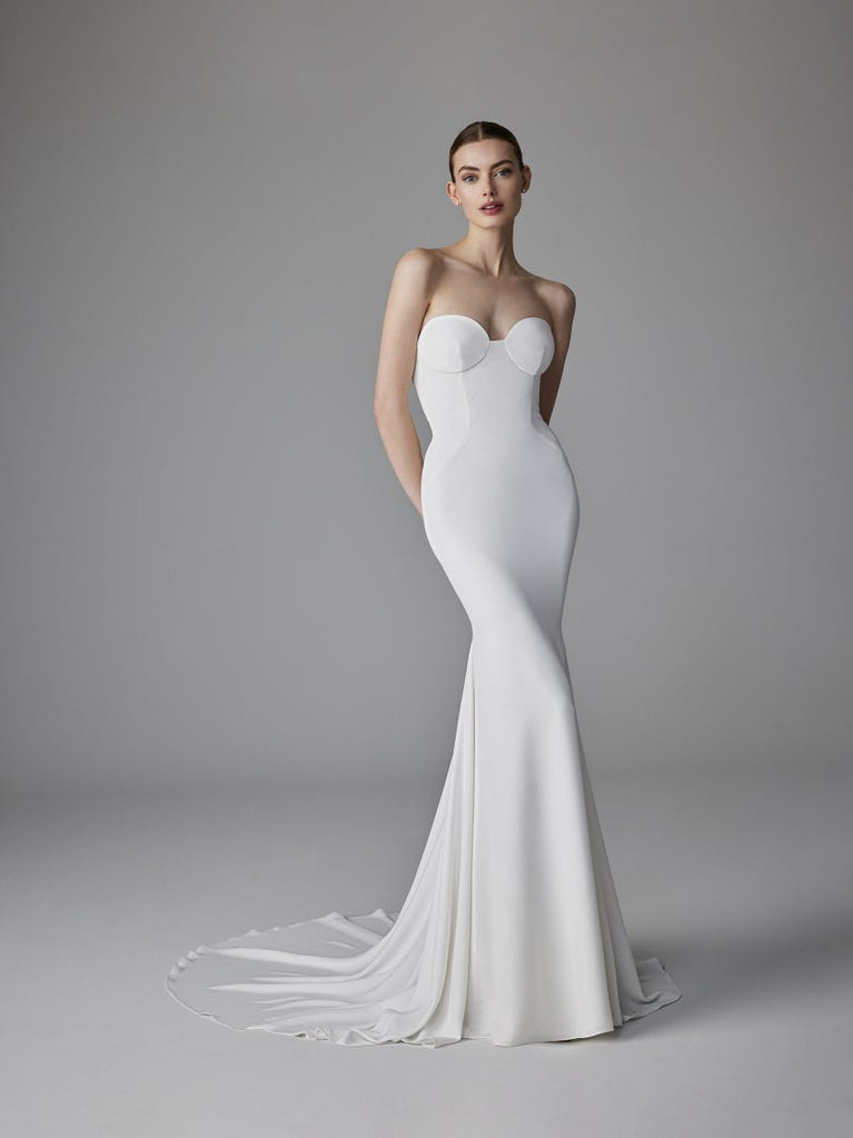 Pronovias ALEXANDRINE | Vestido De Novia Sirena Con Escote Corazón | Pronovias