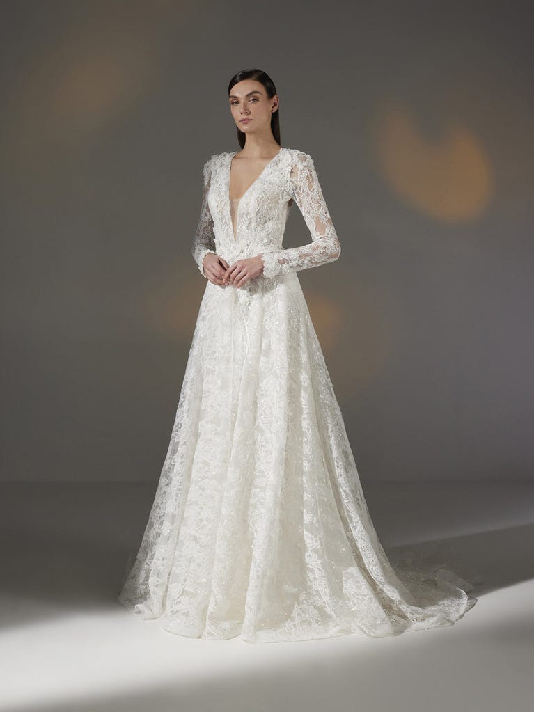 pronovias AMERI | Vestido de novia corte en a con escote de pico