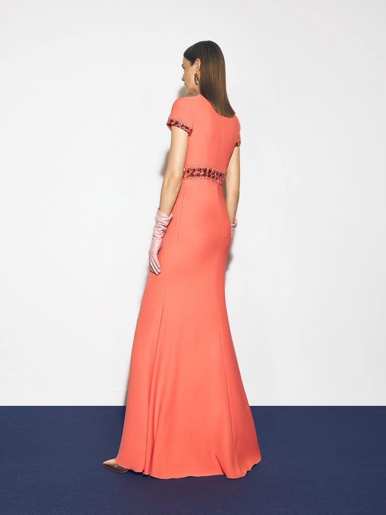 Pronovias ARECA | Vestido De Fiesta Sirena Con Escote Cisne | Pronovias