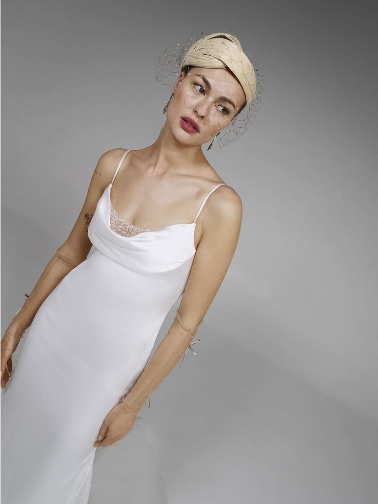 Pronovias ASH | Vestido De Novia Sirena Drapeado | Pronovias