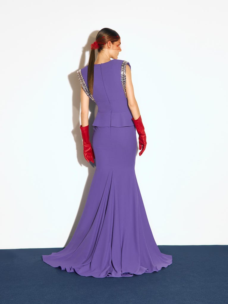 Pronovias BAOBAB | Vestido De Fiesta Sirena Con Escote De Pico | Pronovias