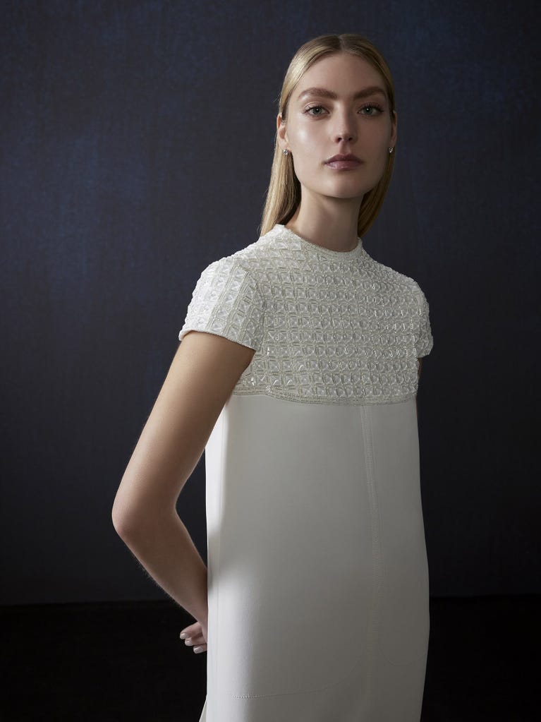 Pronovias CASAS | Vestido De Novia Recto Con Cuello Caja | Atelier Pronovias