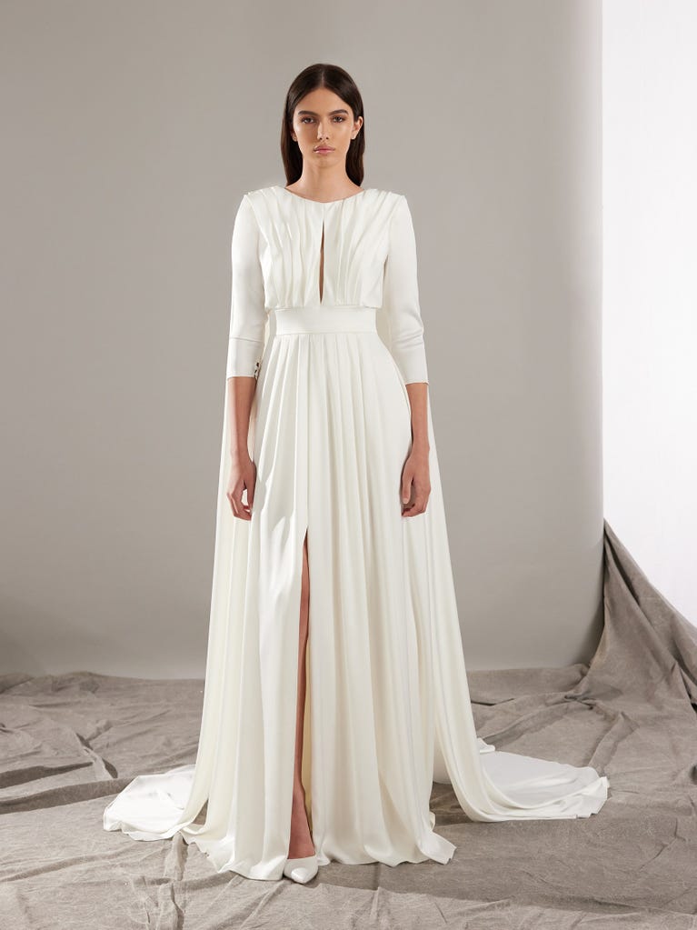 pronovias CASSIAN | Vestido de novia corte en a con escote barco | Pronovias