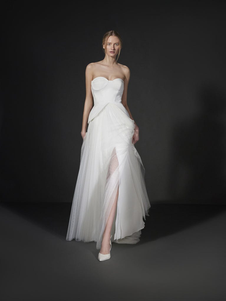 pronovias CELA | Vestido de novia corte en a | Vera Wang Bride pronovias CELA | Vestido de novia corte en a | Vera Wang Bride