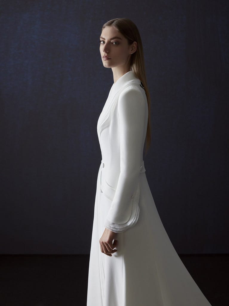 Pronovias COPERNICO | Vestido De Novia Sirena Con Escote Camisero | Atelier Pronovias