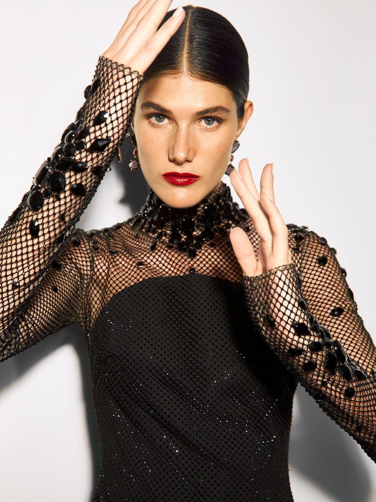 Pronovias CYCA | Vestido De Fiesta Sirena Con Escote Cisne | Pronovias