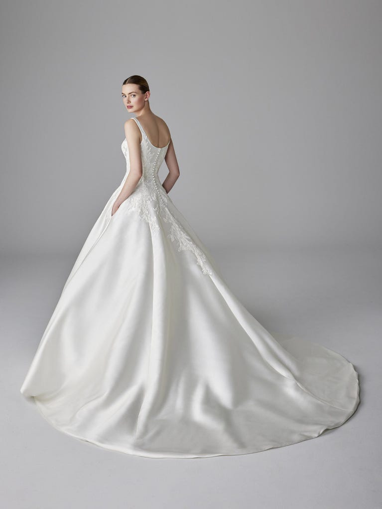 Pronovias DALIDA | Vestido De Novia Princesa Con Escote Redondo | Pronovias