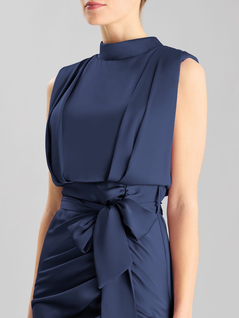 Pronovias DRAPE 2406 | Vestido De Fiesta Recto Con Escote Cisne | Pronovias