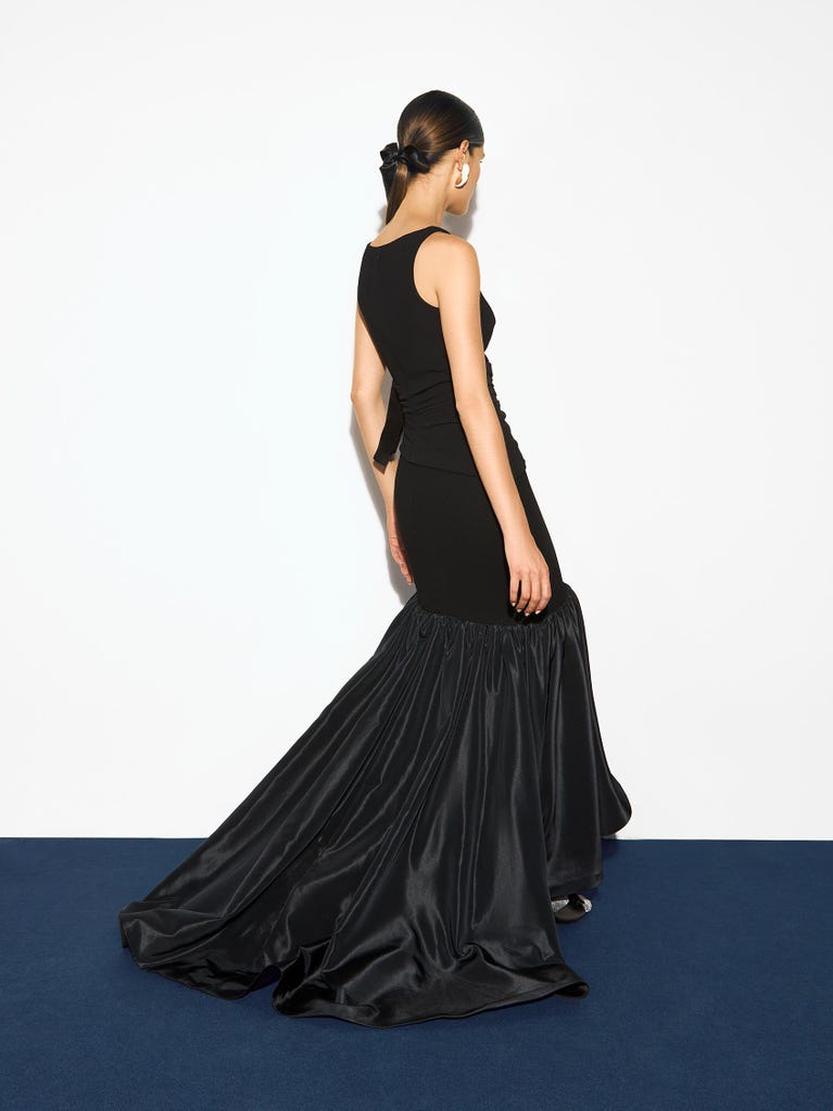 Pronovias DURIO | Vestido De Fiesta Sirena Con Escote Barco | Pronovias