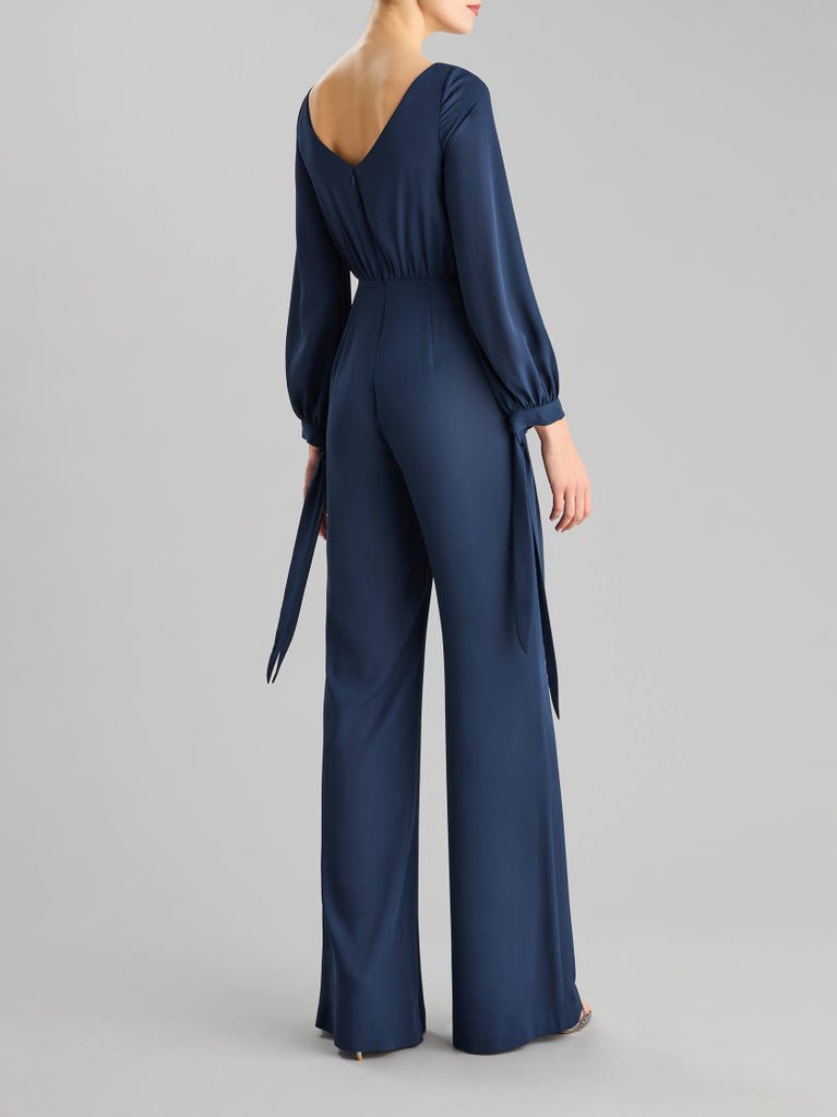 Pronovias ESSENTIAL 2430 | Mono De Fiesta De Manga Larga Con Escote Barco | Pronovias