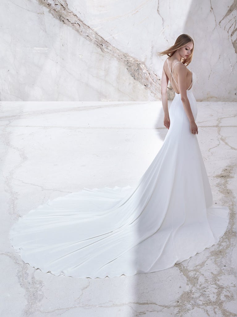 Pronovias ETHER | Vestido De Novia Corte En A | Pronovias