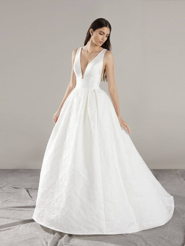 Pronovias FILANTE | Vestido De Novia Corte en a Con Escote De Pico | Pronovias