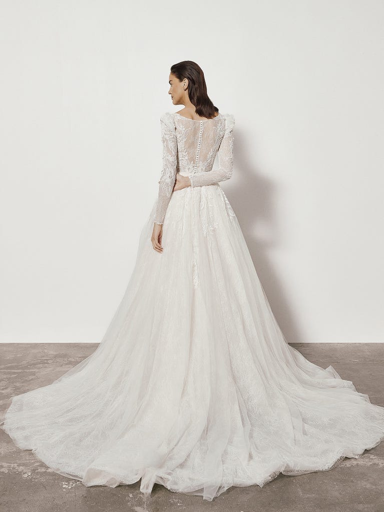 Pronovias FIORA | Vestido De Novia Sirena Con Escote Corazón