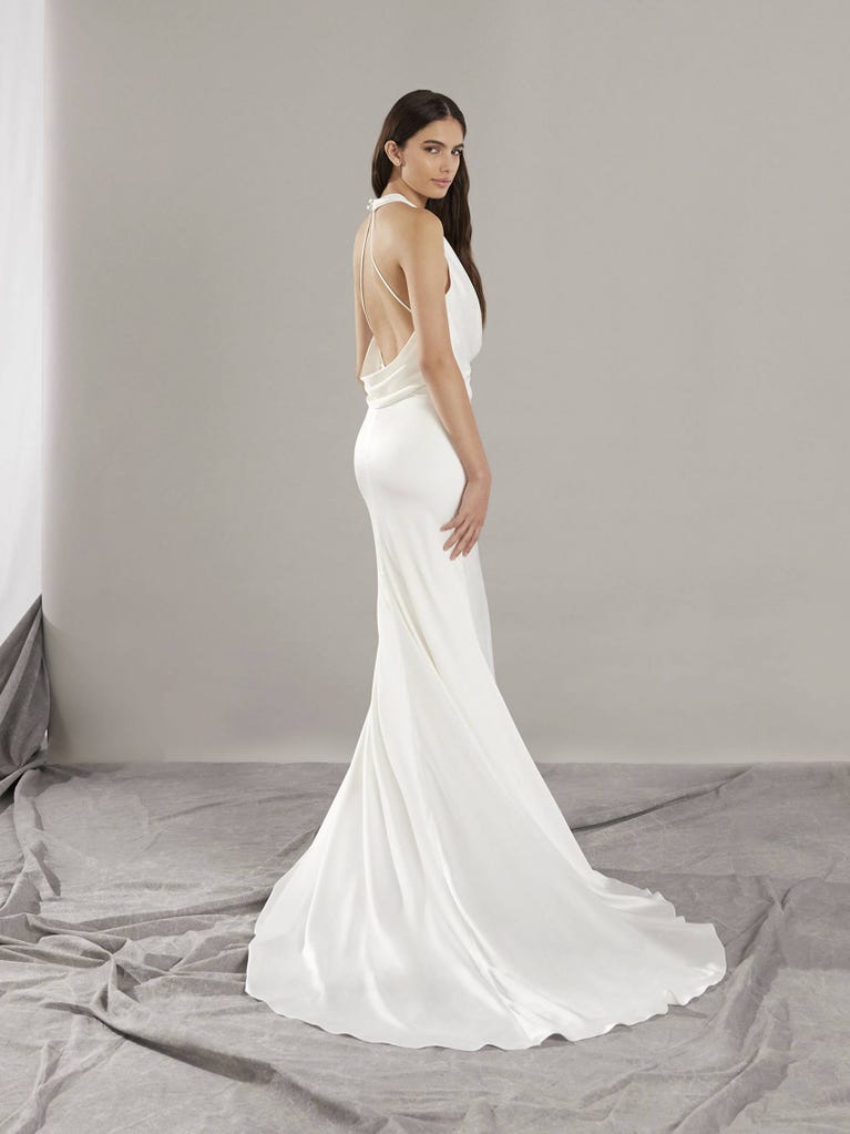 Pronovias GABRIELL | Vestido De Novia Sirena Con Cuello Halter | Pronovias