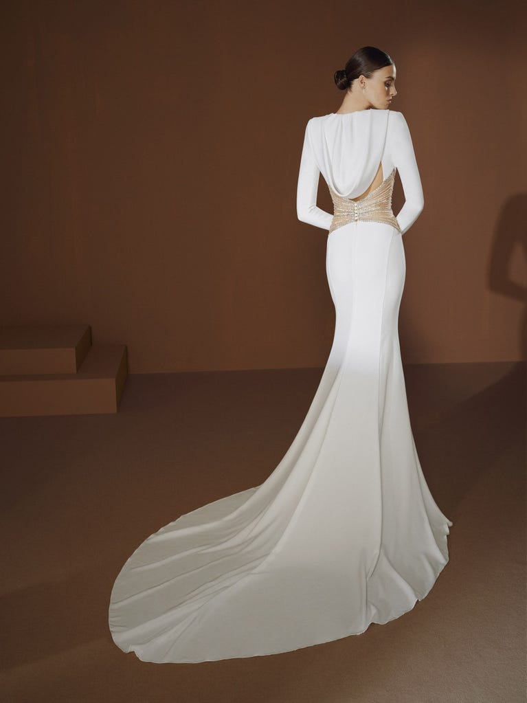 Pronovias GRACEJONES | Vestido De Novia Sirena Con Escote De Pico | Pronovias