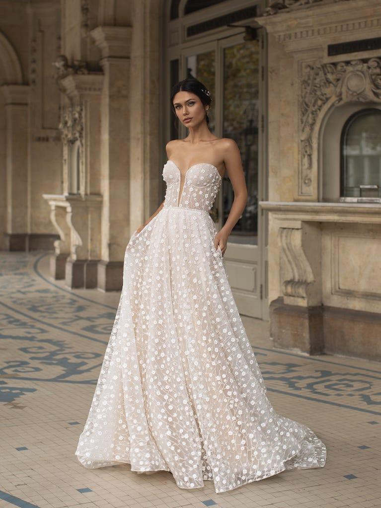 Pronovias HOPKINS | Vestido De Novia Evasée Con Escote Corazón | Pronovias