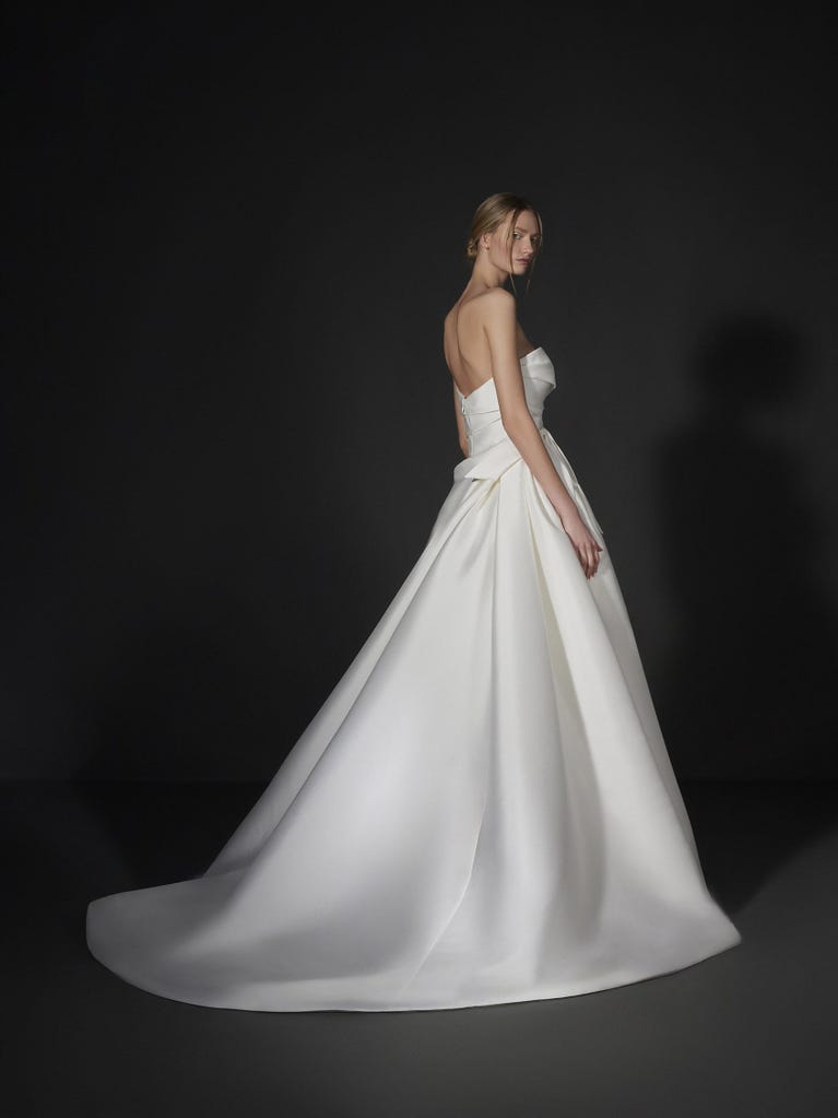 Pronovias JADEAU | Vestido De Novia Princesa | Vera Wang Bride